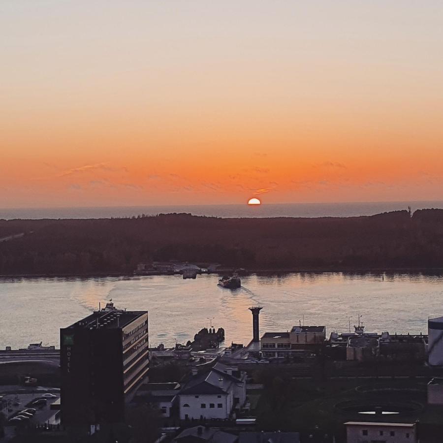 Sea View Apartment In Клайпеда Экстерьер фото